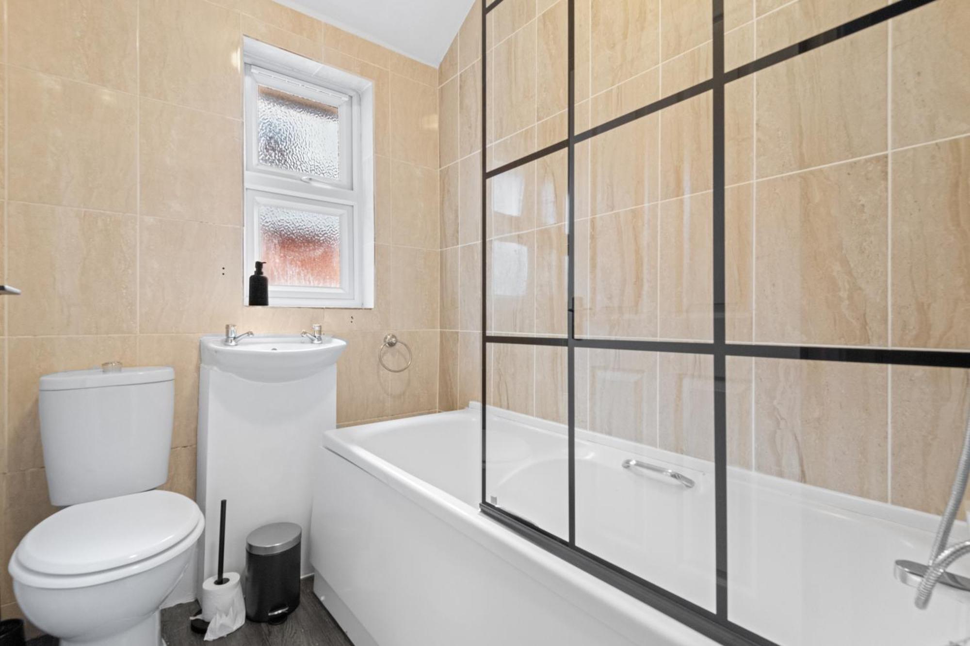 Amazing, Spacious 4br Home: Weekly Or Monthly Holiday home *